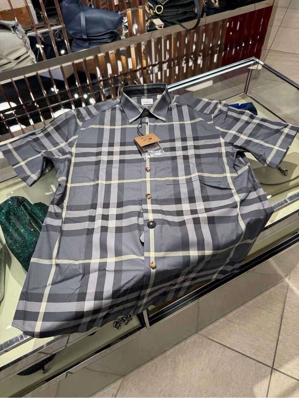 Burberry Gray Plaid Short-Sleeve Button-Down Shirt M